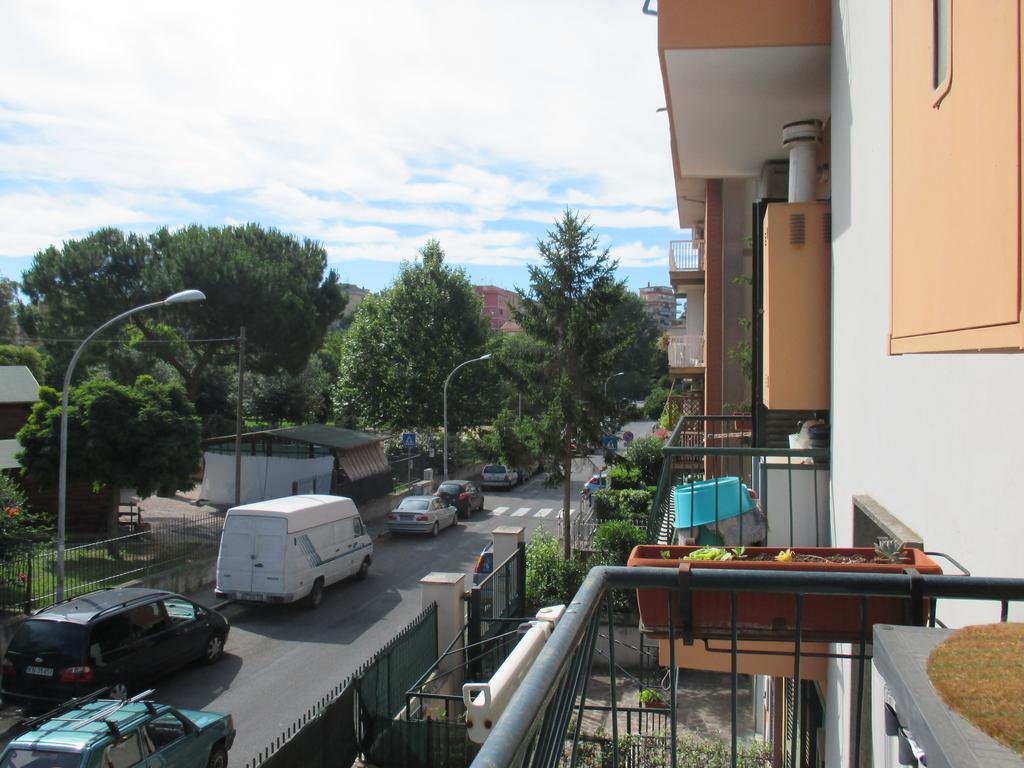 A.b Battistini Short Let's Appartement *